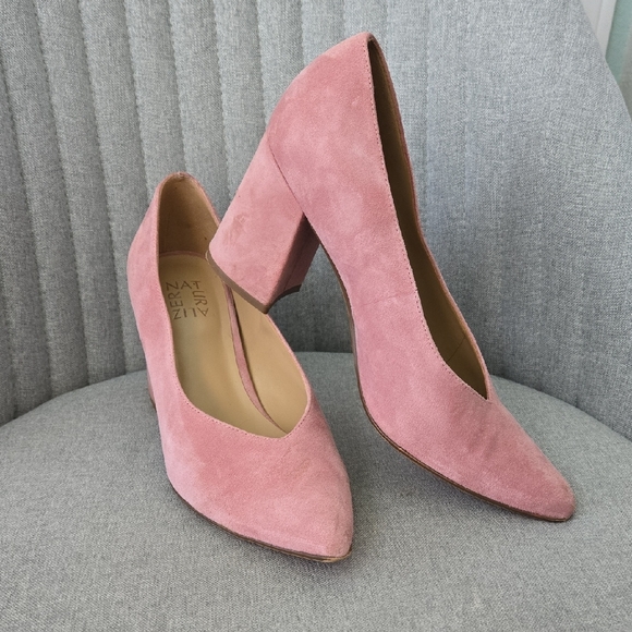 Naturalizer Pink Suede Heels - Picture 1 of 15